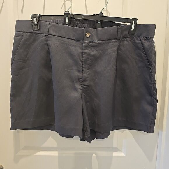 Torrid Studio Plus 26 Slate Gray Button Zip Linen Blend Pockets Dress Shorts NWT - Picture 1 of 6